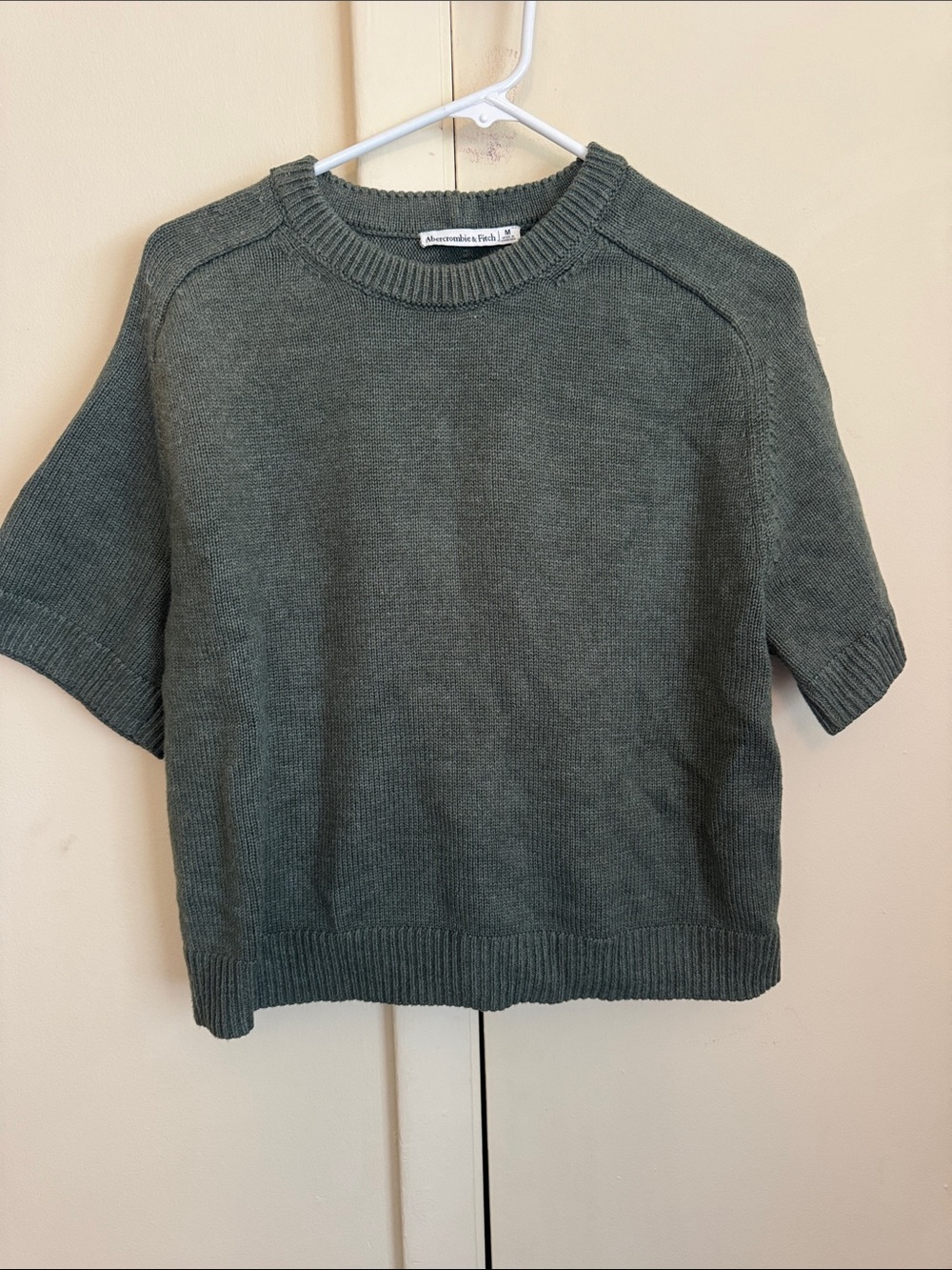 Abercrombie & Fitch Olive Crewneck Short-Sleeve Knot Sweater